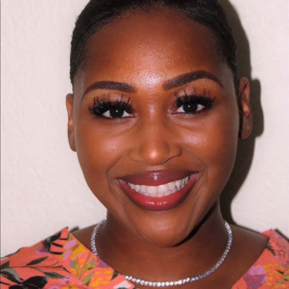 Meet your Posher, Ra’cheria